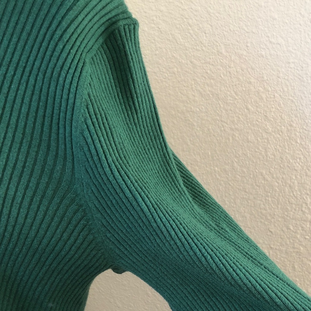 Old Navy Sosoft Lite Green Turtleneck Ribbed Sweater - Picture 7 of 14